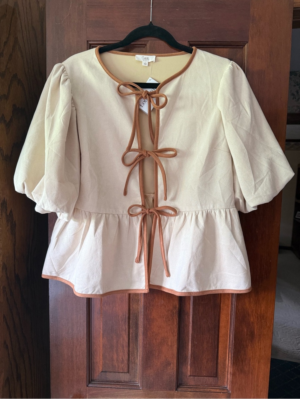 NEW Cream Tie-Front Peplum Top with Tan Trim L